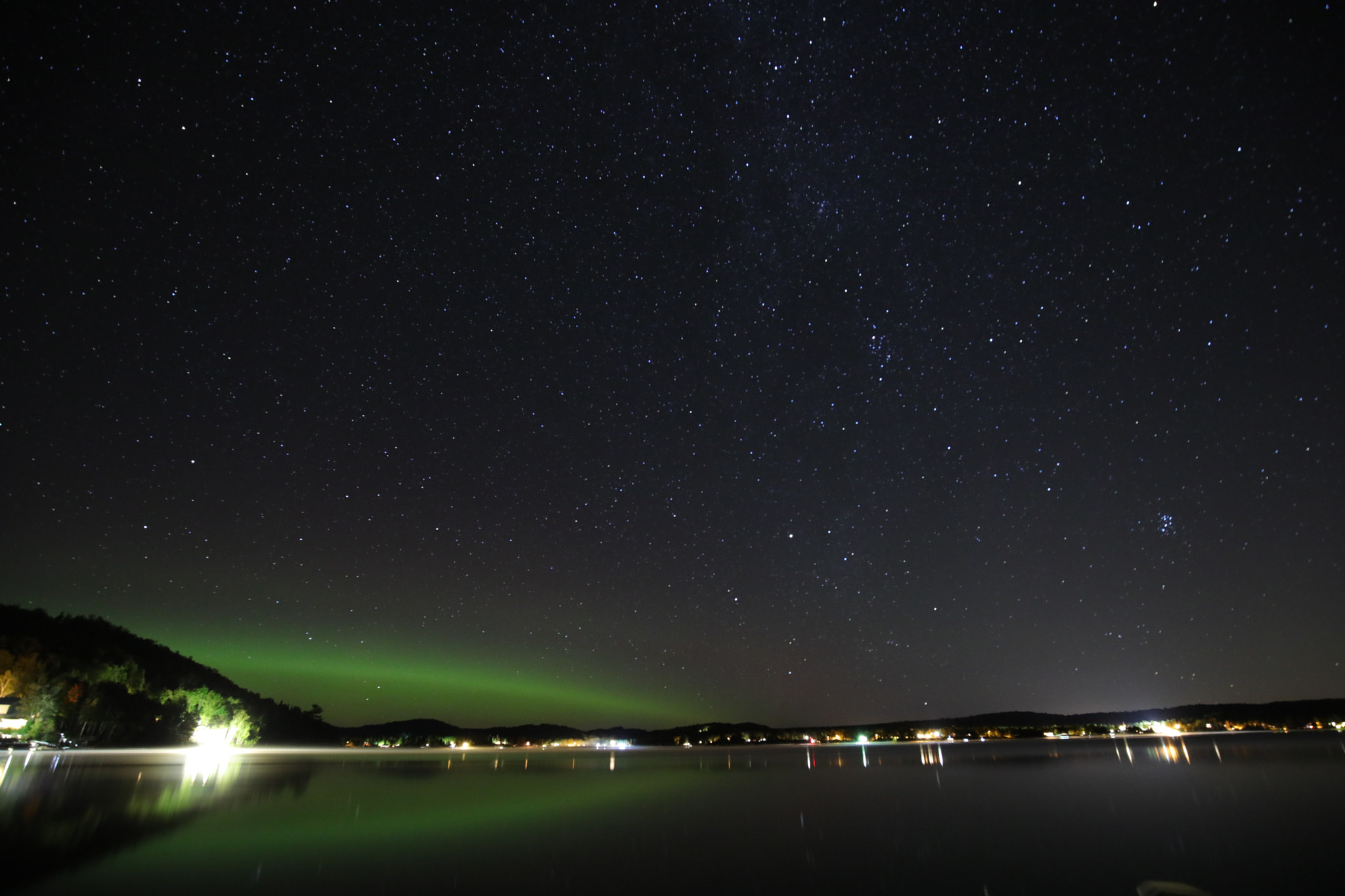 Canon EF 16-35mm F4L IS USM sample photo. Across the lake at night photography