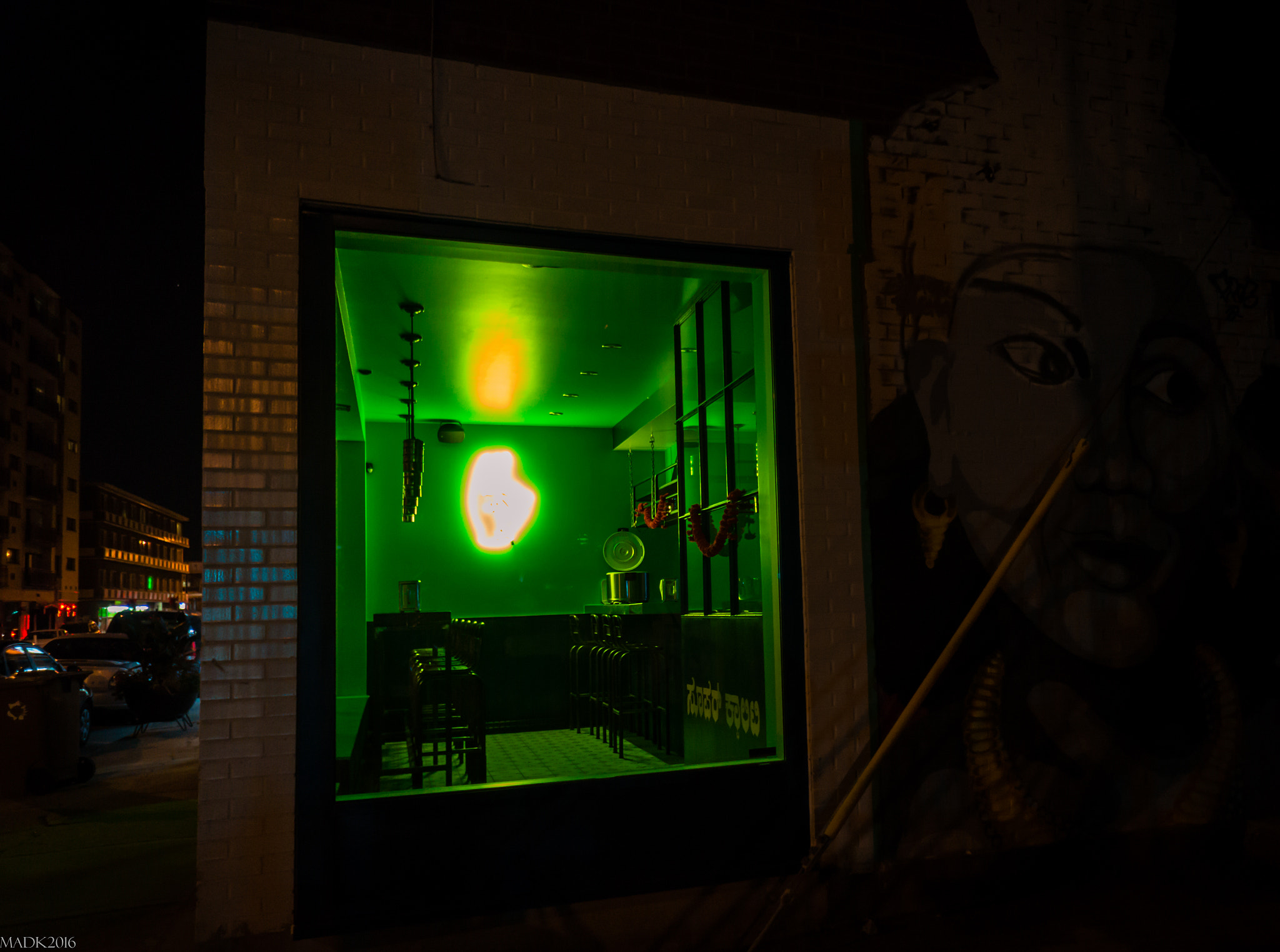Sony Alpha NEX-7 + Sony E 16mm F2.8 sample photo. Green lantern photography