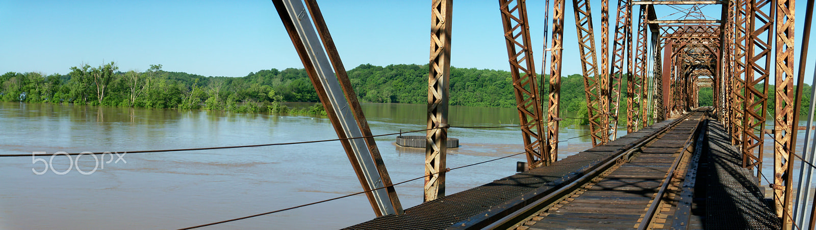 Kodak EASYSHARE M381 DIGITAL CAMERA sample photo. Oldtrainbridge.jpg photography