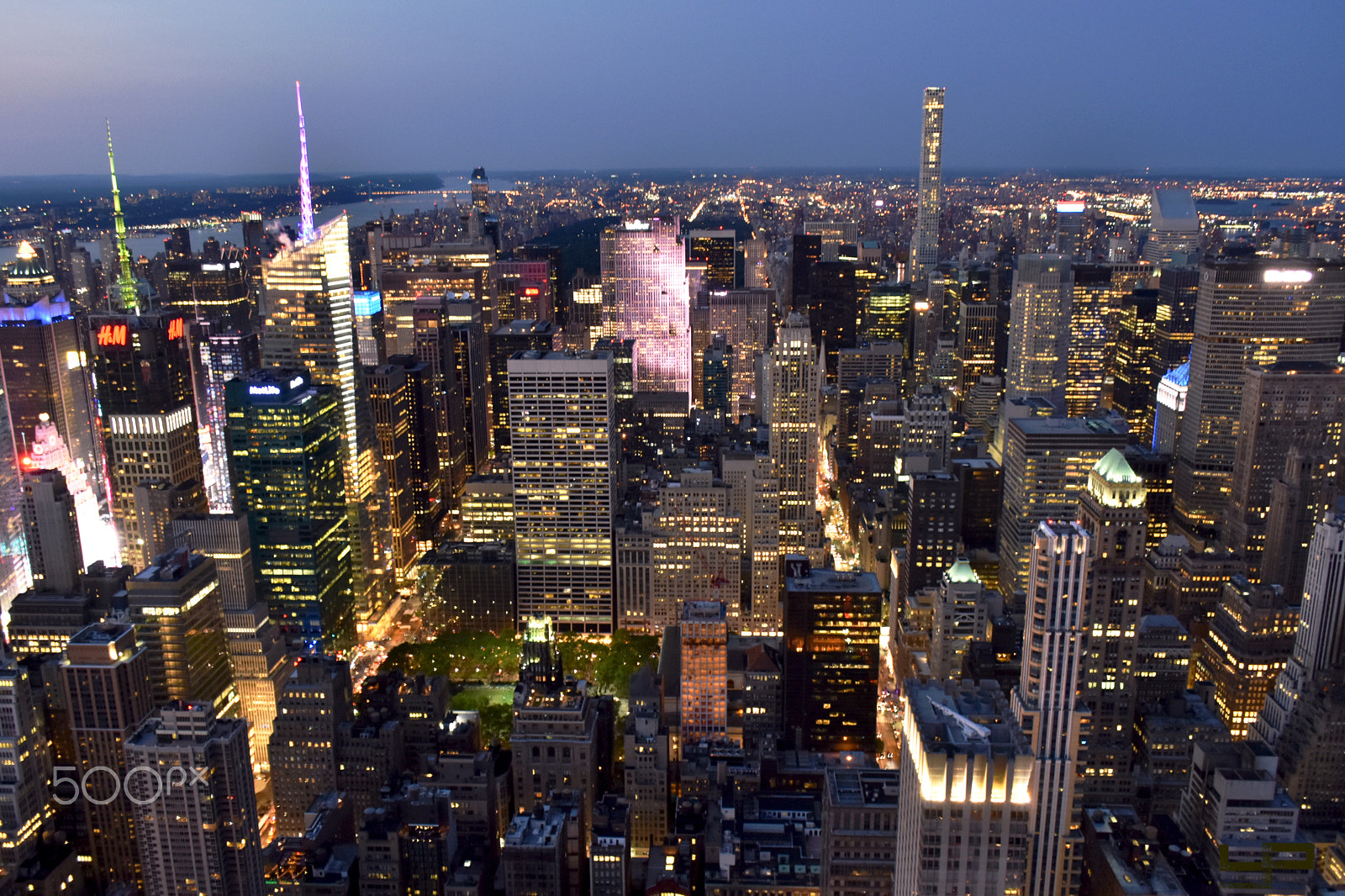 Sigma 50-150mm F2.8 EX APO DC HSM II sample photo. Nyc night view photography