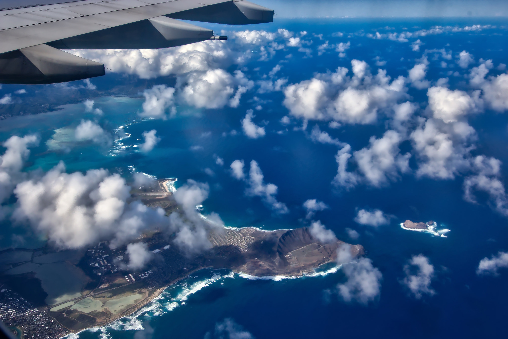 Canon EF-S 10-22mm F3.5-4.5 USM sample photo. Oahu aerial view photography