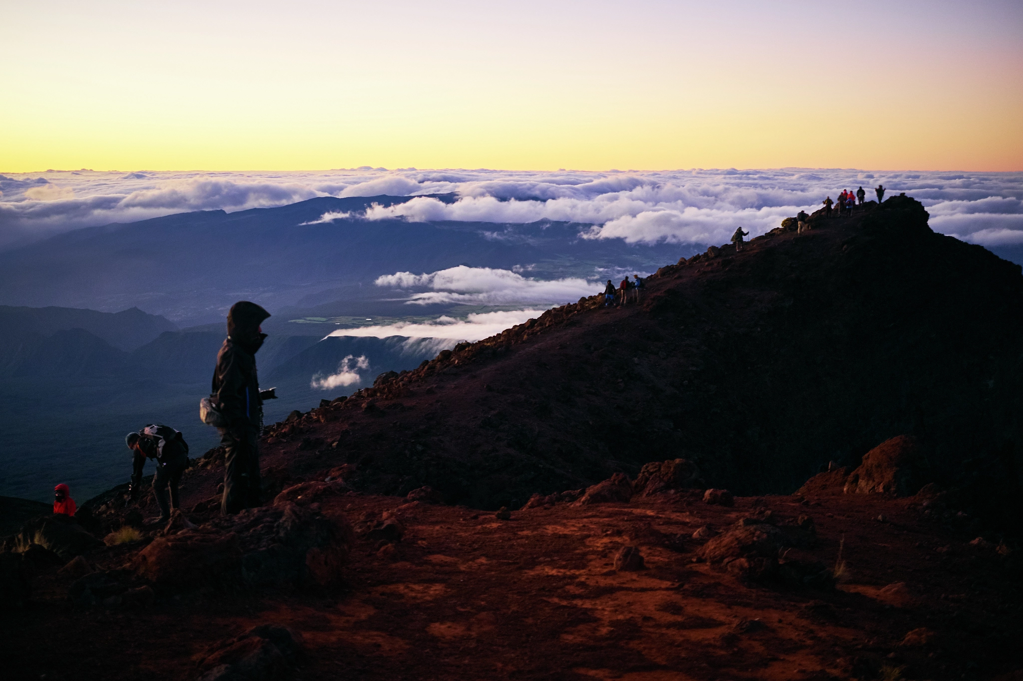 Fujifilm X-E1 sample photo. People woke up early for sunrise photography