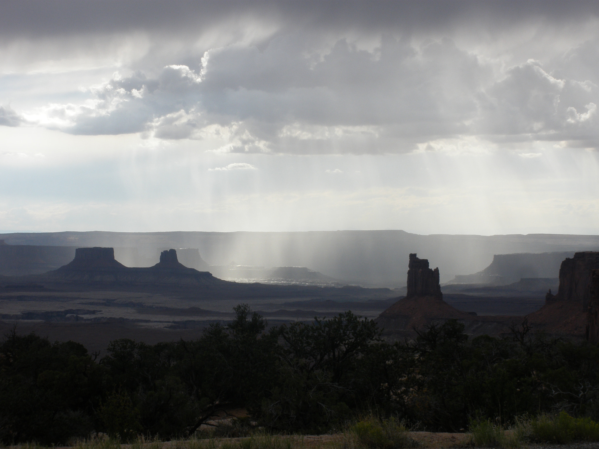 Olympus FE340,X855,C560 sample photo. Storm canyon photography