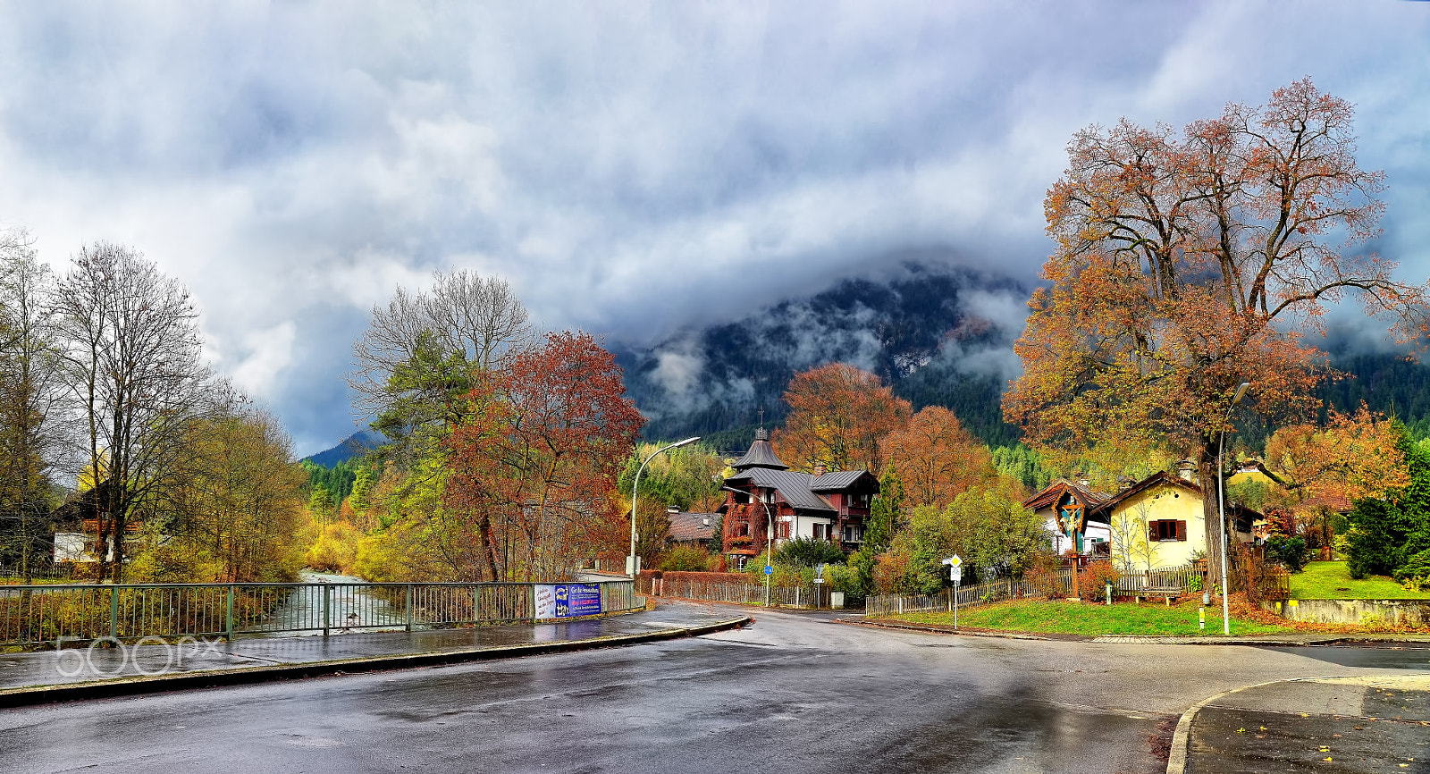 Nikon AF Nikkor 24-85mm F2.8-4D IF sample photo. Garmisch-partenkirchen at autumn.. photography