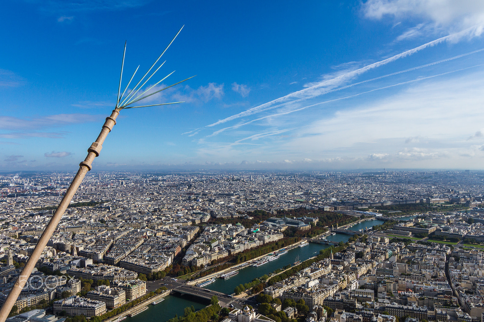 Canon EF 14mm F2.8L II USM sample photo. Up! high in the sky... photography