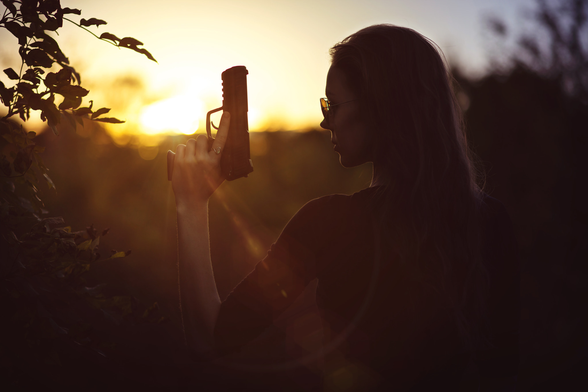 Canon EOS 5DS sample photo. A girl, her protection photography