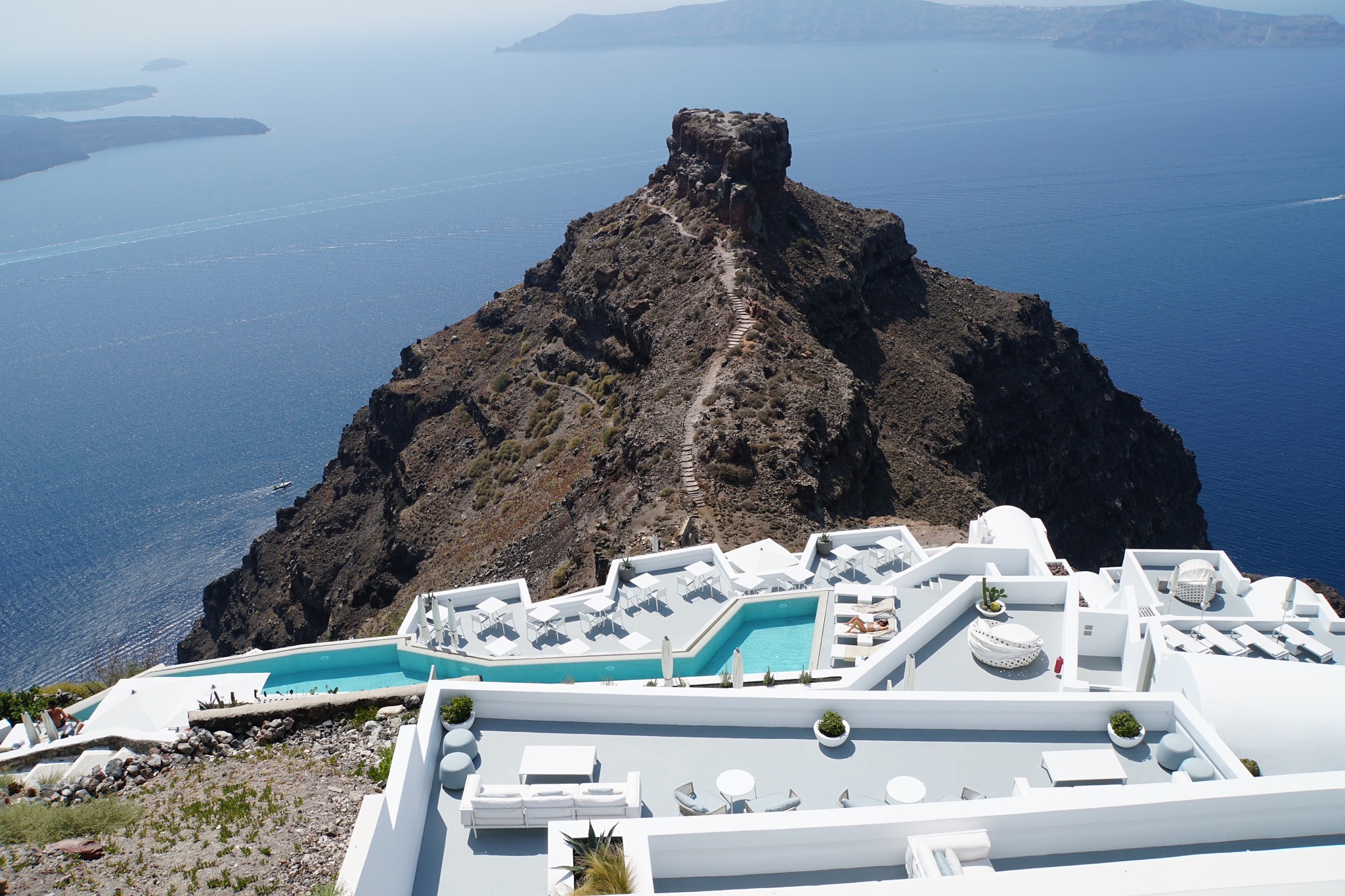 Sony E 18-200mm F3.5-6.3 OSS LE sample photo. Santorini imerovigli photography