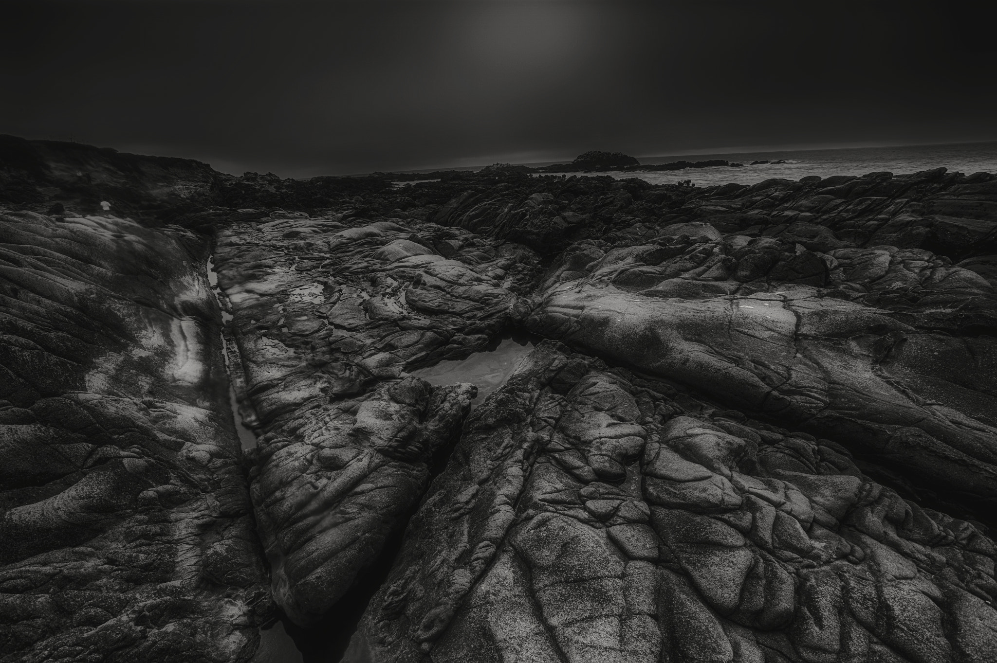 Nikon AF-S Nikkor 17-35mm F2.8D ED-IF sample photo. Rock plates photography
