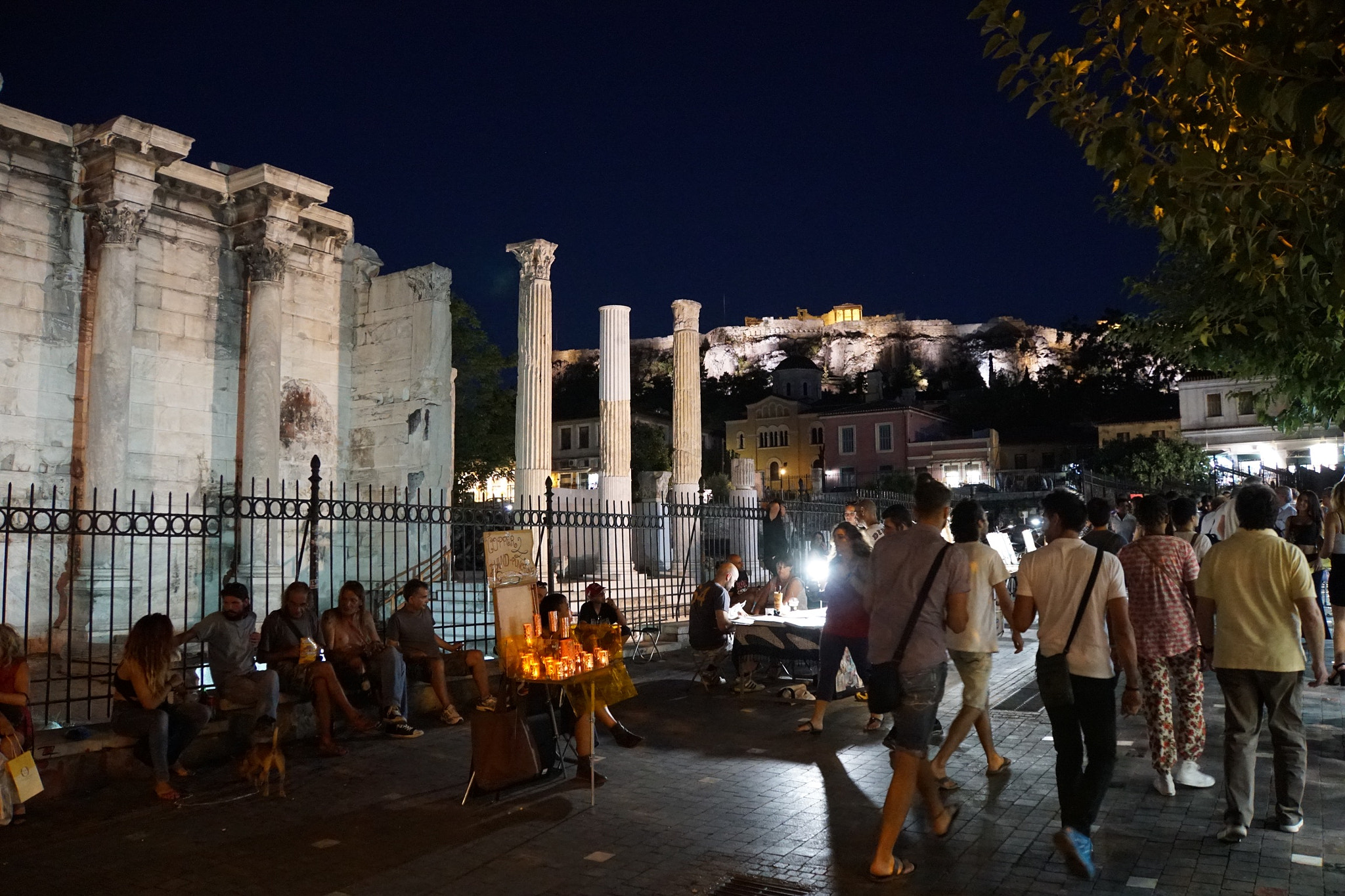 Sony a6300 + Sony E 18-200mm F3.5-6.3 OSS LE sample photo. Athens ancient buildings , monastiraki photography