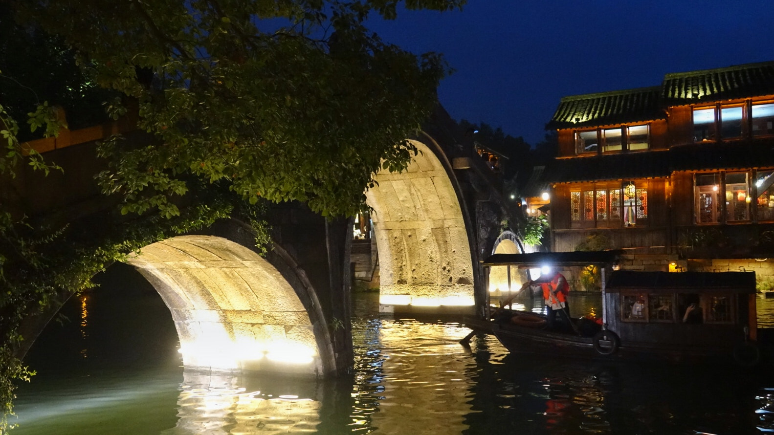 Sony 24-600mm F2.4-4.0 sample photo. Wuzhen china photography