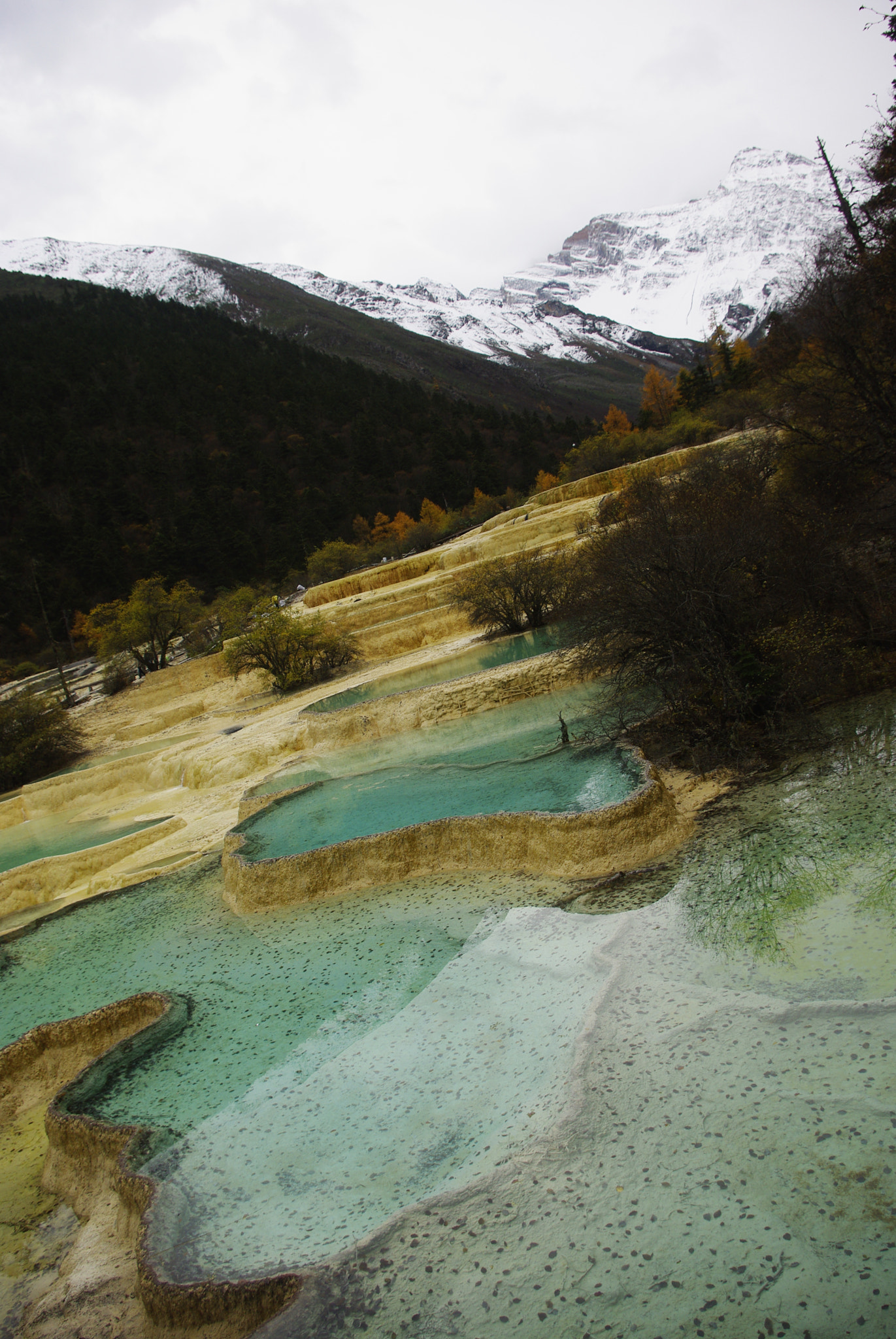 Pentax K200D sample photo. Xuebaoding on calcification pool photography