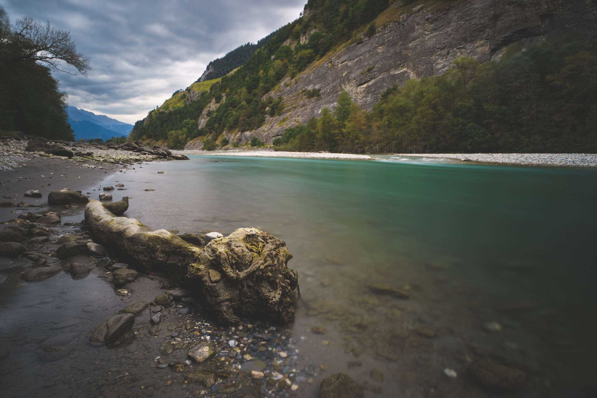 E 21mm F2.8 sample photo. Grounded traveler photography
