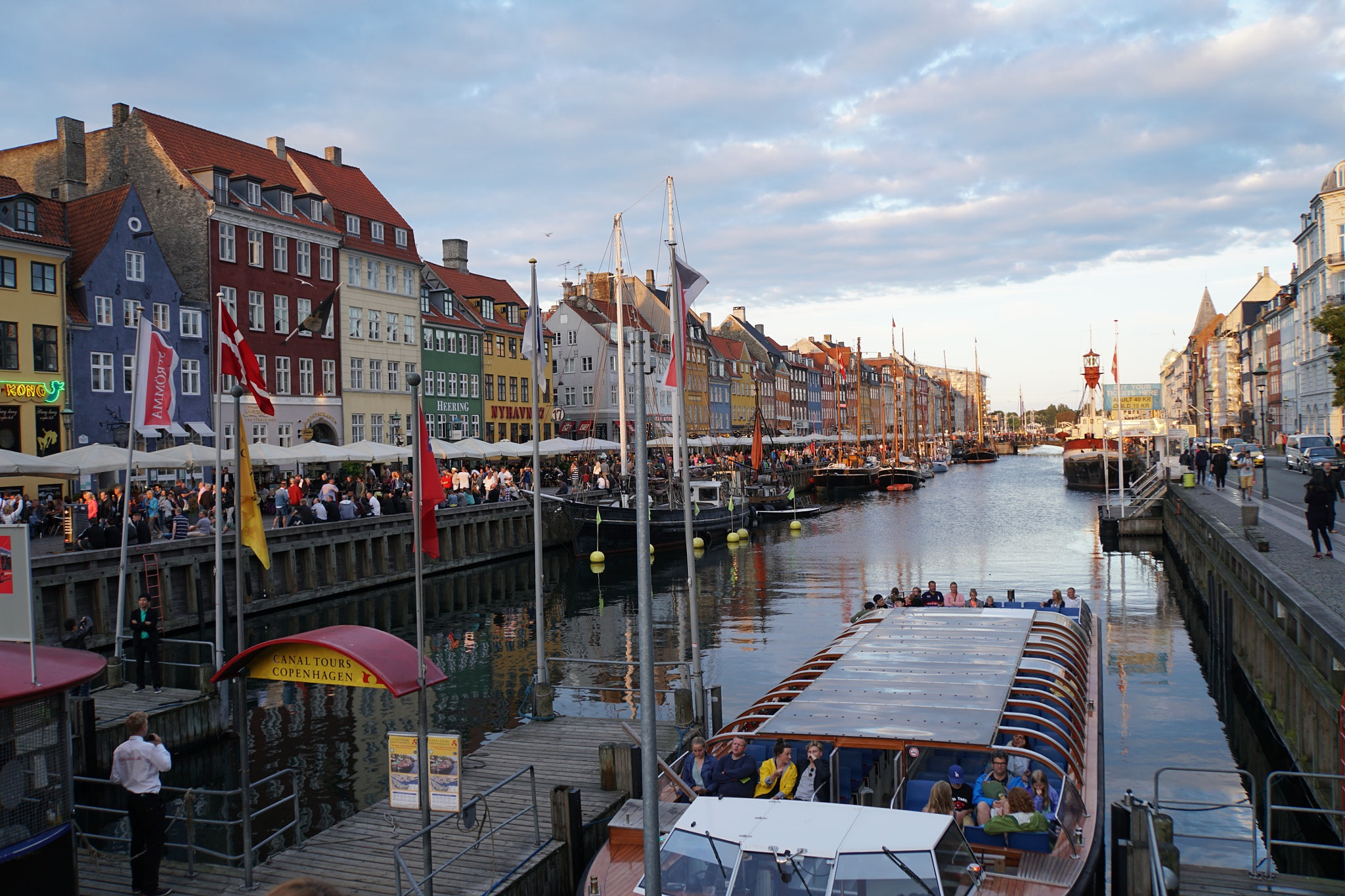 Sony E 18-200mm F3.5-6.3 OSS LE sample photo. Copenhagen nyhavn photography