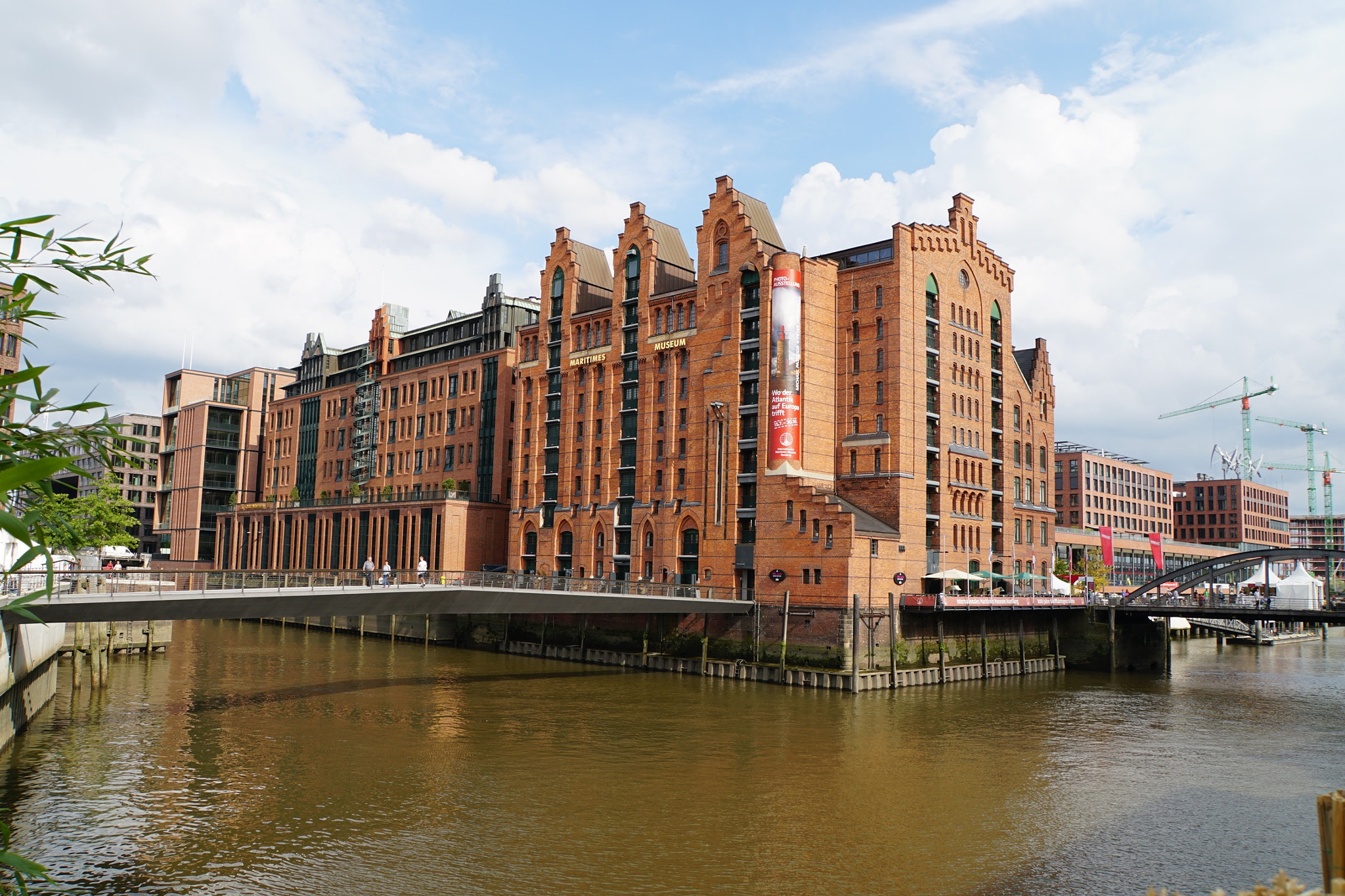 Sony E 18-200mm F3.5-6.3 OSS LE sample photo. Hamburg maritimes museum photography