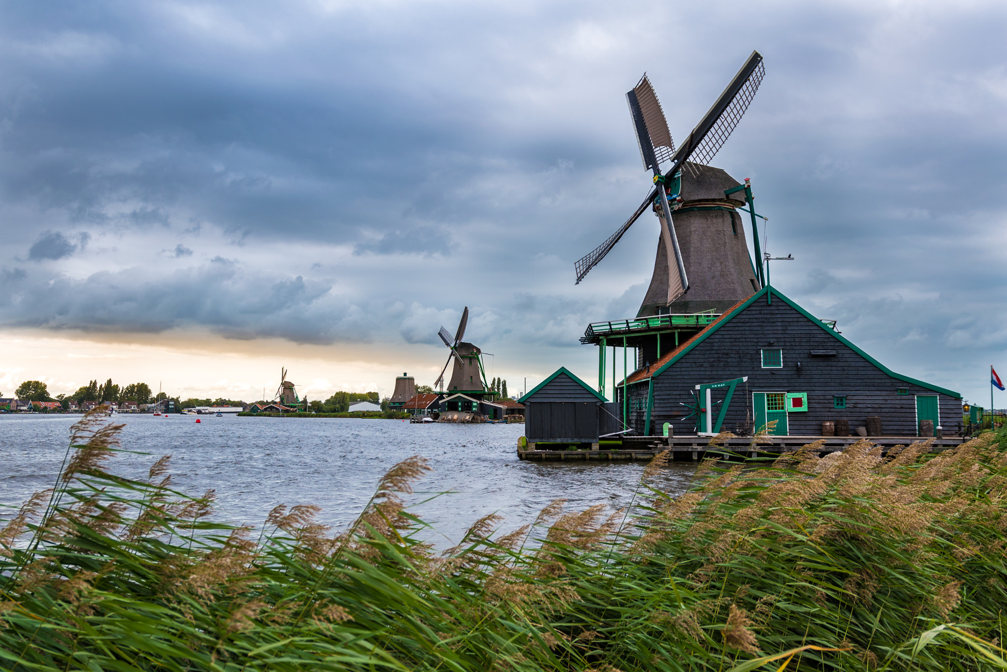 Nikon D5500 + Sigma 18-35mm F1.8 DC HSM Art sample photo. Windmills photography