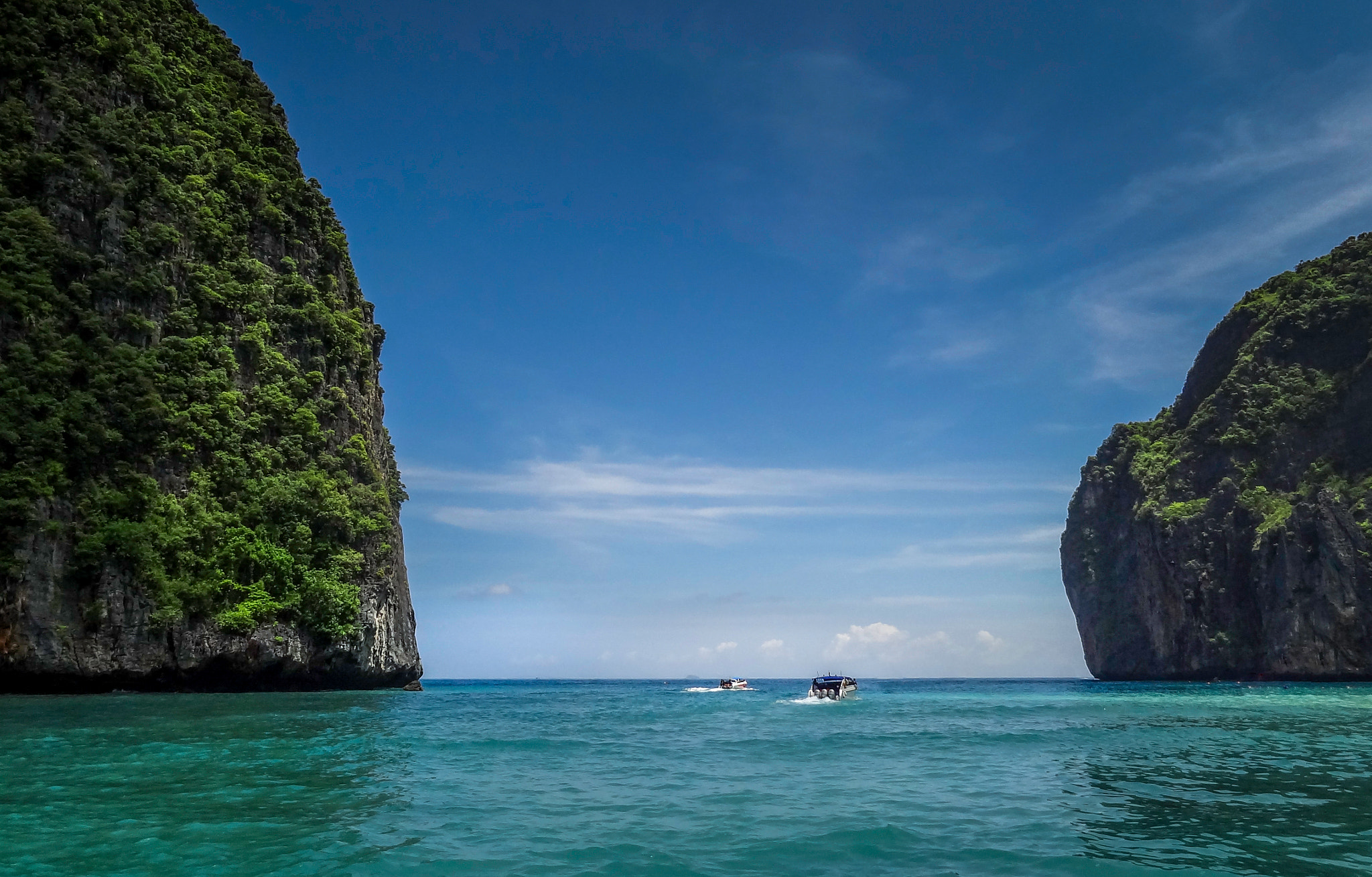Sony Cyber-shot DSC-HX7V sample photo. Phiphi islands1 photography