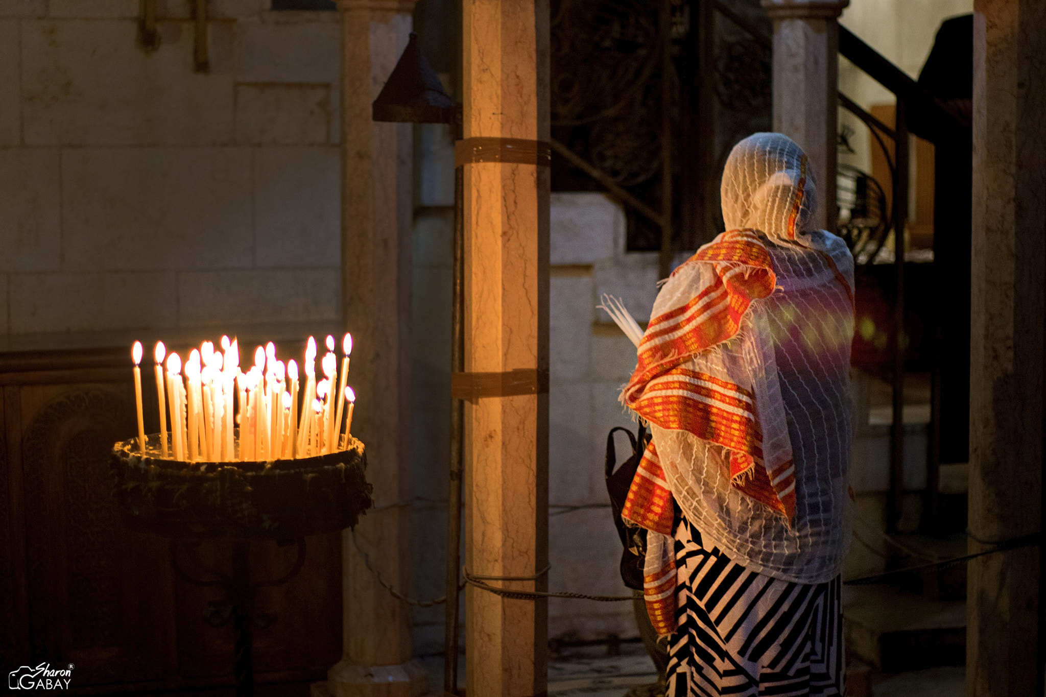 Canon EOS 7D Mark II sample photo. Church of the holy sepulchre photography