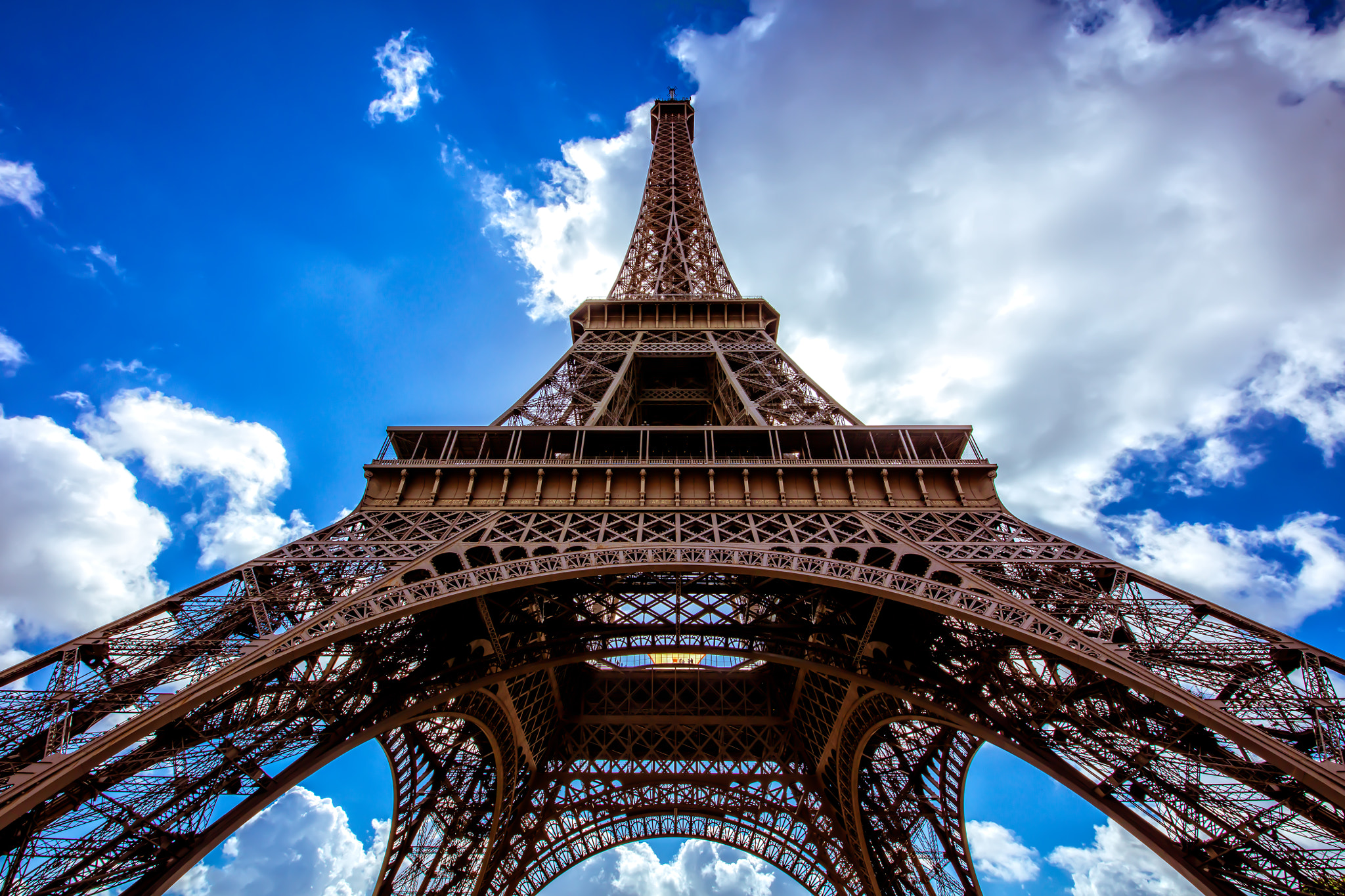 Sigma 12-24mm F4.5-5.6 II DG HSM sample photo. Eiffel skies photography