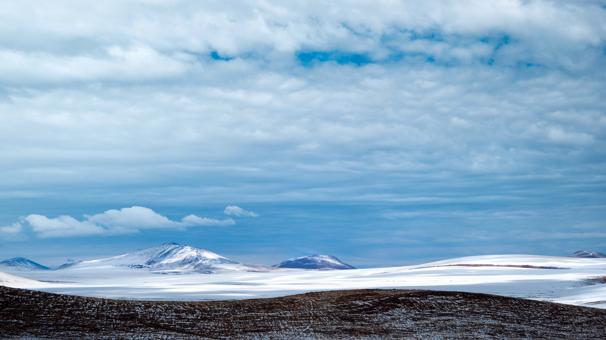 Sony Alpha DSLR-A900 + 35-70mm F4 sample photo. Altiplano waves photography