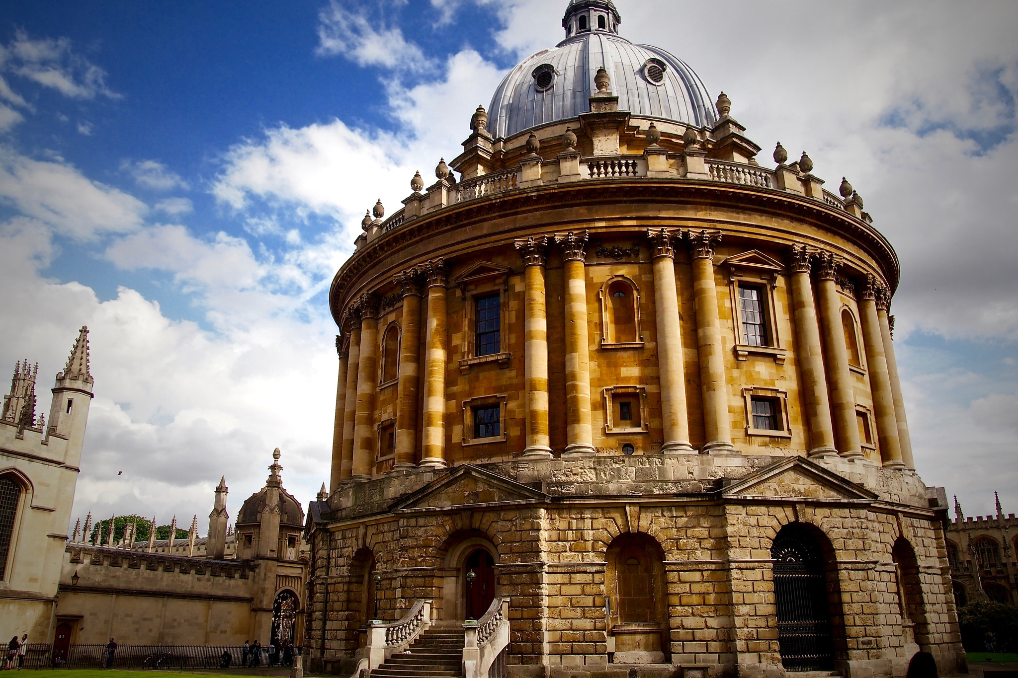 Olympus PEN E-P3 sample photo. The most photographed building in oxford photography