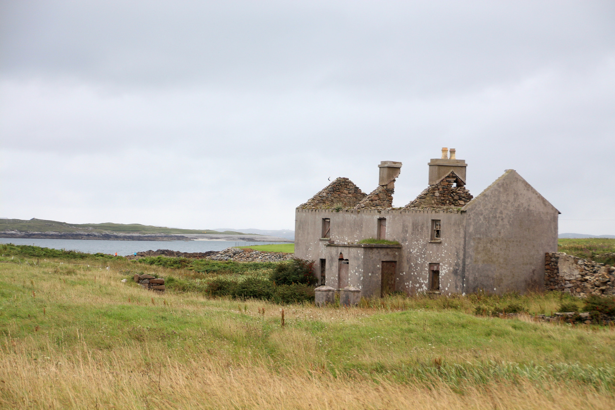 Canon EOS 650D (EOS Rebel T4i / EOS Kiss X6i) sample photo. Old ruin photography