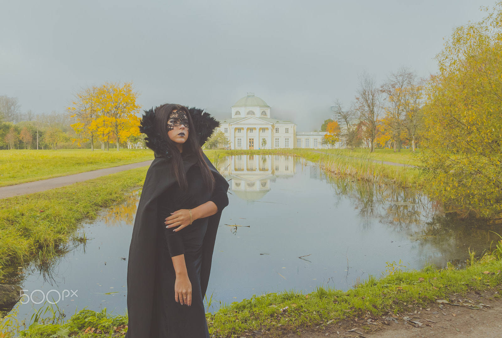 Sigma 18-250mm F3.5-6.3 DC OS HSM sample photo. Beautiful girl in a black mask and a dress. photography