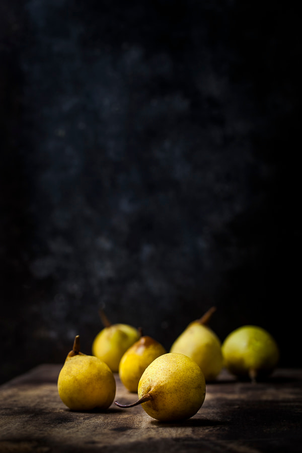 Canon EOS 5D Mark II + Canon EF 100mm F2.8L Macro IS USM sample photo. Forgotten pears photography