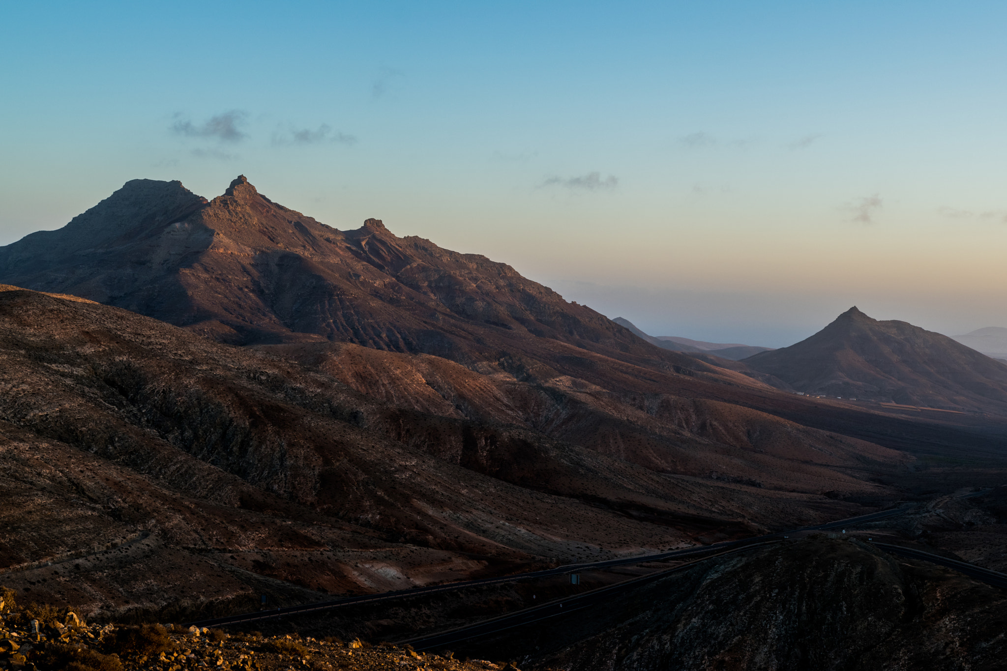 Nikon D5500 + Sigma 18-35mm F1.8 DC HSM Art sample photo. Fuerteventura mountains........  photography