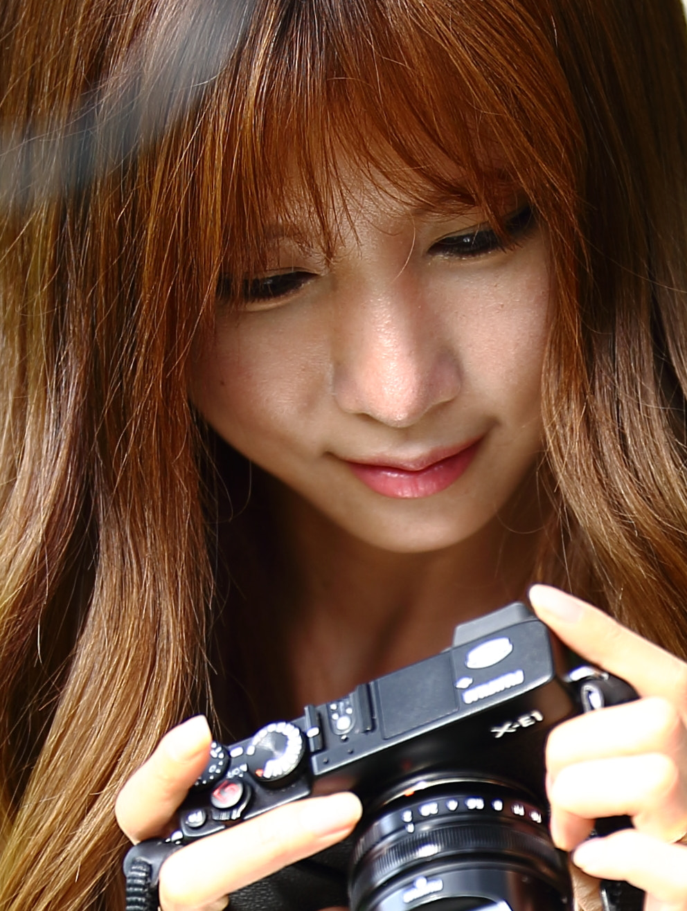 Canon EF 200mm F2L IS USM sample photo. Hmn, photography