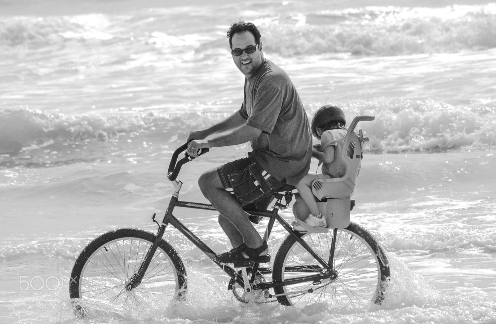 Nikon D200 sample photo. Beach biking_father photography