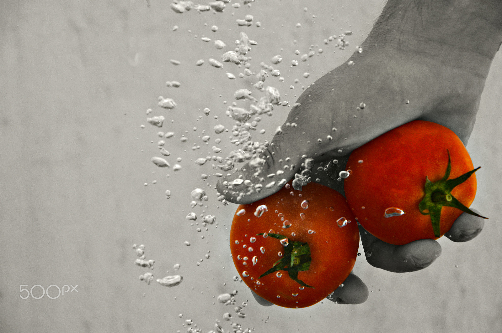Nikon D3200 + Sigma 50mm F1.4 EX DG HSM sample photo. Tomato photography