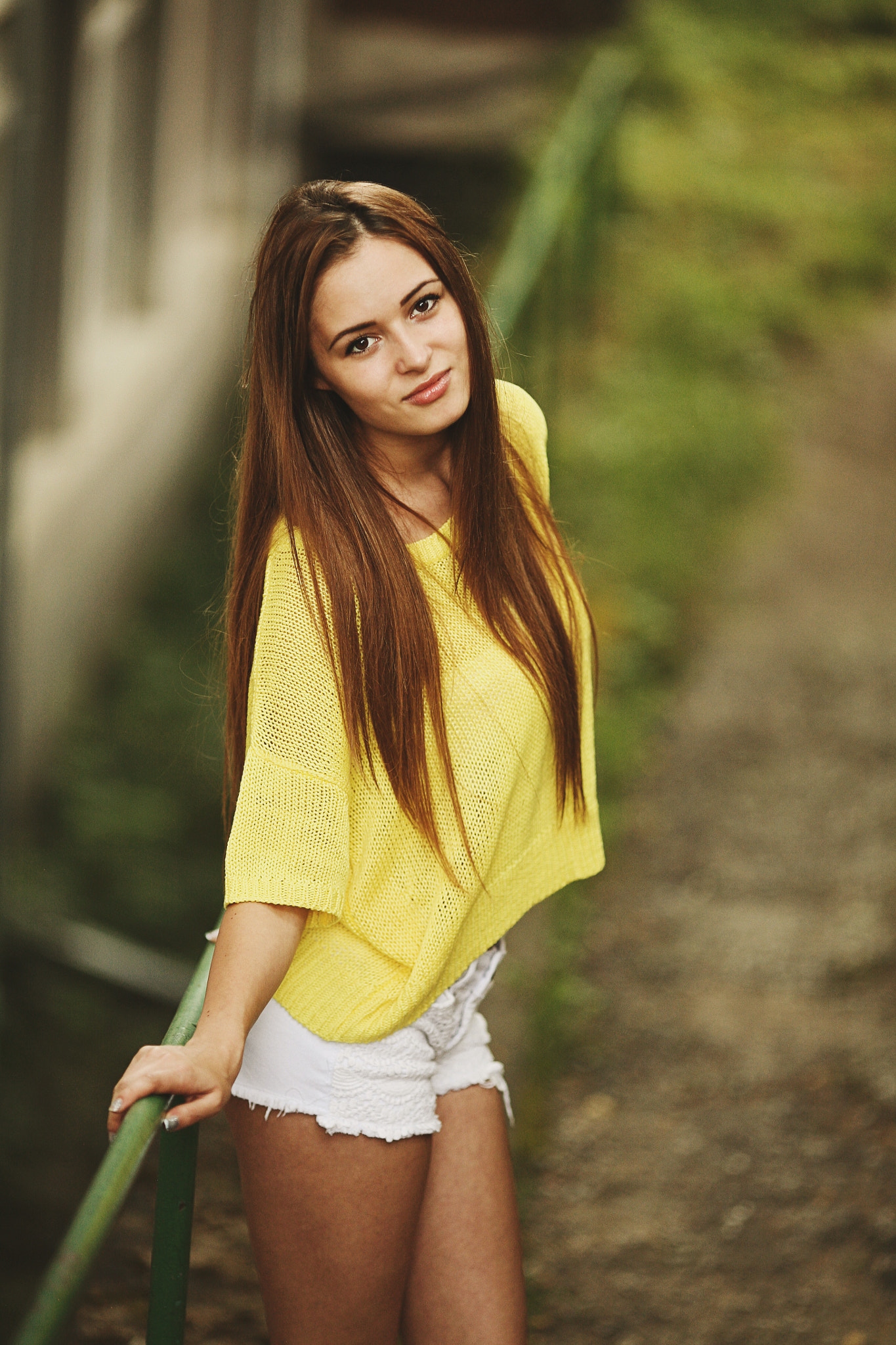 Canon EOS 5D + Canon EF 135mm F2L USM sample photo. Img photography
