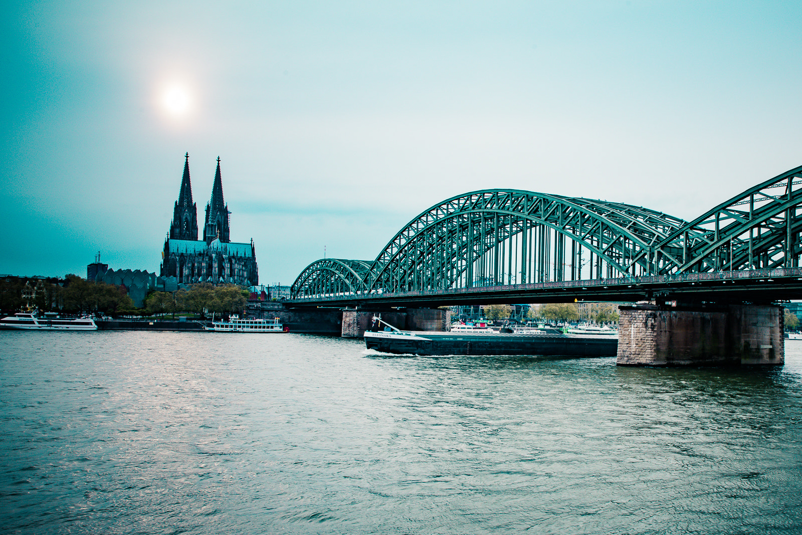 Sony a7R II + Tamron SP 24-70mm F2.8 Di VC USD sample photo. Köln im sommer 2016 photography