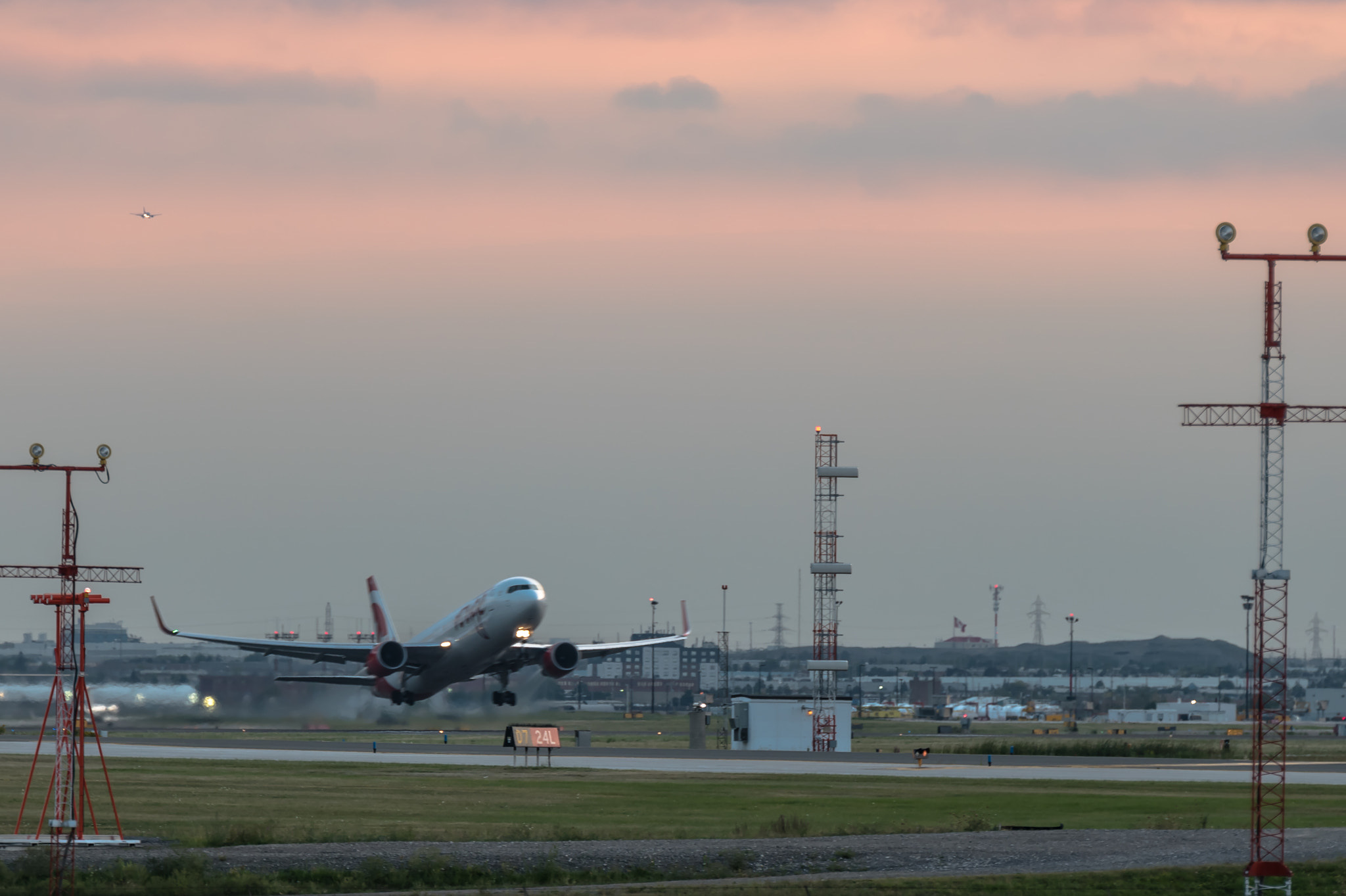 Tamron SP 70-200mm F2.8 Di VC USD sample photo. Departure photography
