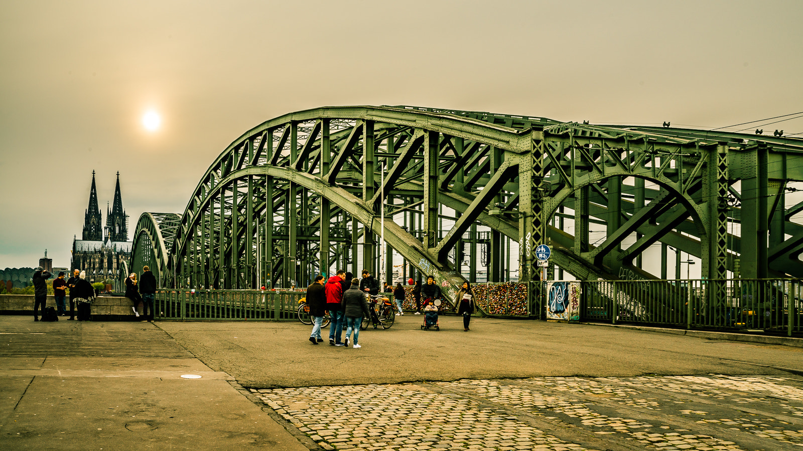 Sony a7R II + Tamron SP 24-70mm F2.8 Di VC USD sample photo. Köln am rhein photography