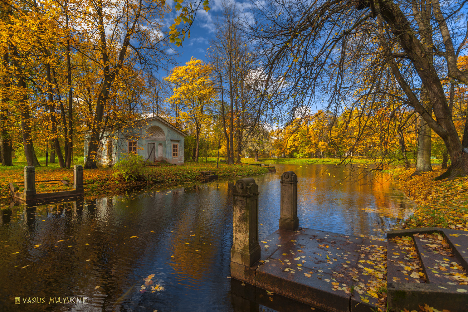 Sony Alpha DSLR-A900 + Minolta AF 17-35mm F2.8-4 (D) sample photo. В Александровском парке .. photography