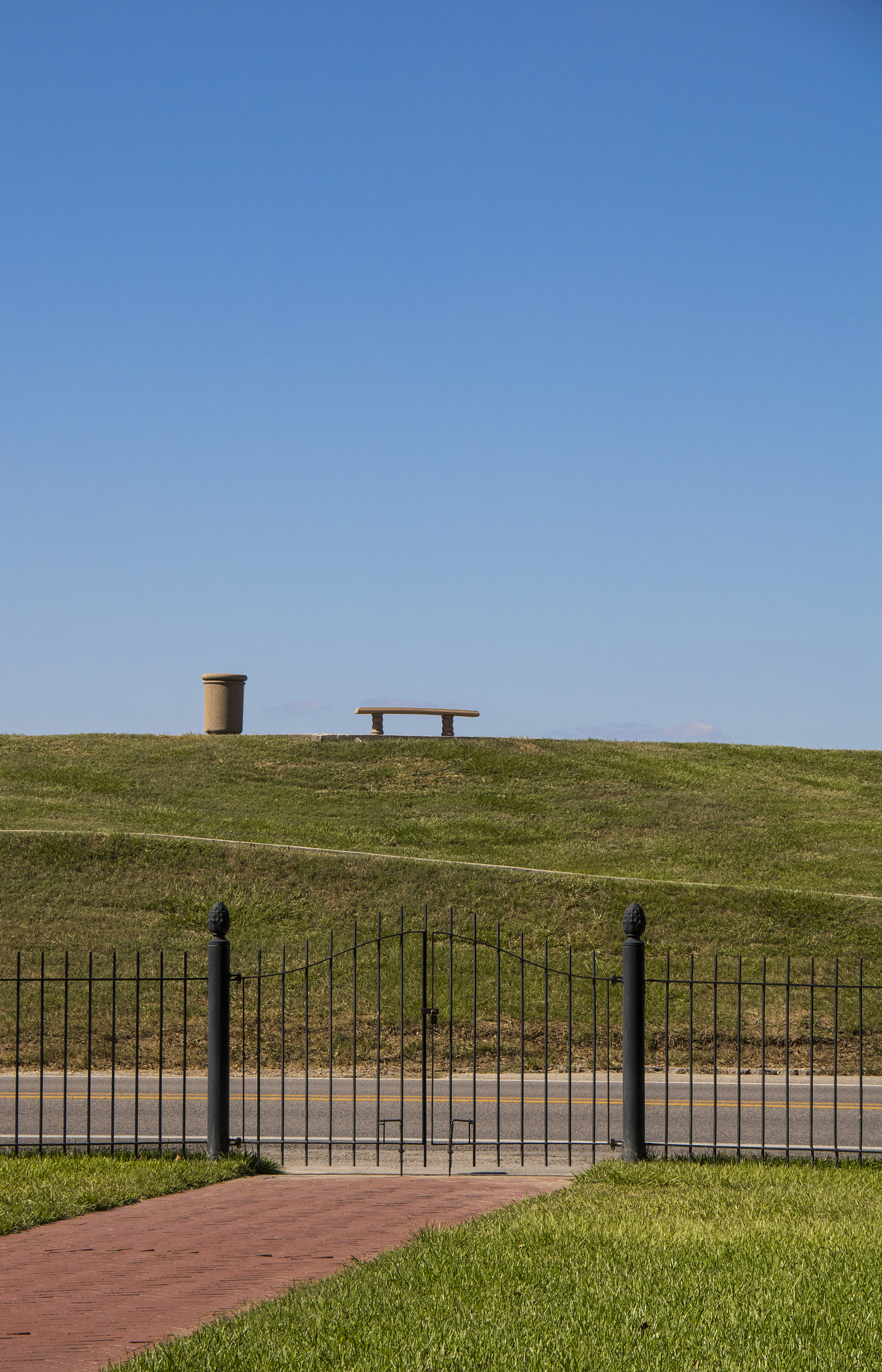 Canon EOS 760D (EOS Rebel T6s / EOS 8000D) sample photo. Exit photography