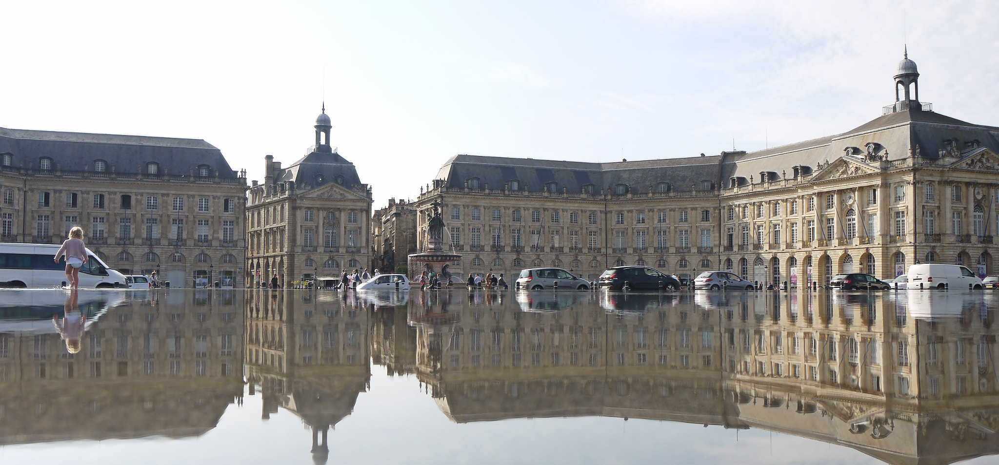 Panasonic Lumix DMC-GF2 sample photo. Place de la bourse photography