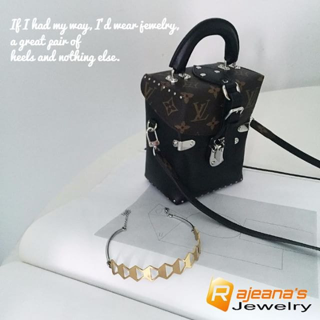 buy women's designer fashion stylish jewelry rings