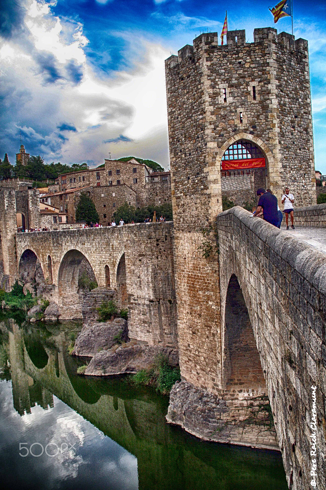 Sigma 18-200mm f/3.5-6.3 DC OS sample photo. Puente románico de besalú photography