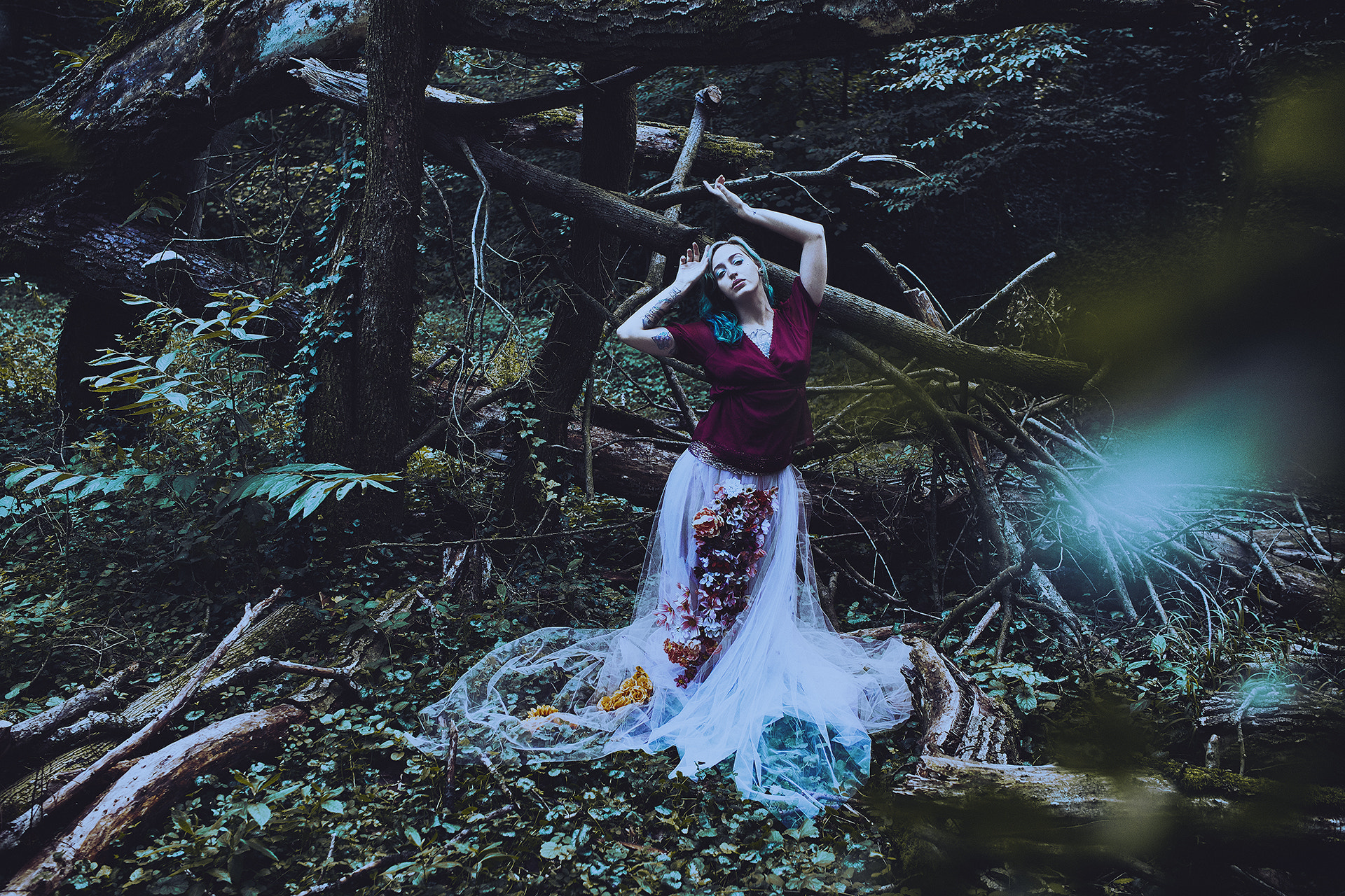 Sony a7 + Sony Distagon T* FE 35mm F1.4 ZA sample photo. Brisen into the woods photography
