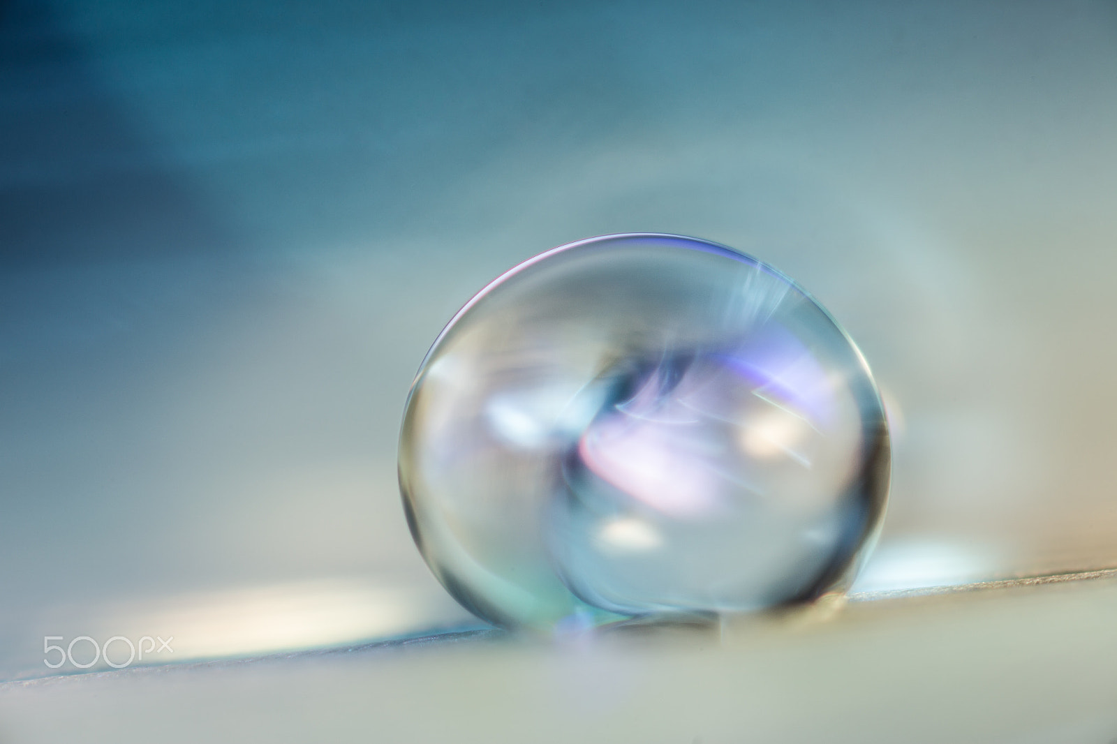 Canon MP-E 65mm F2.5 1-5x Macro Photo sample photo. Droplet on a feather photography