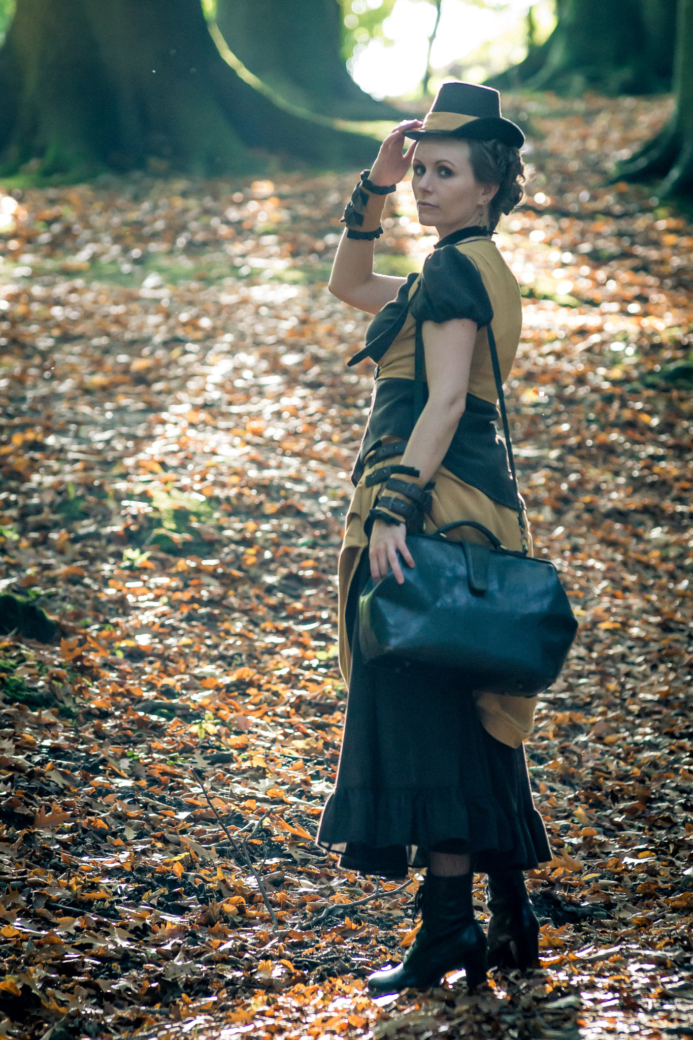Sigma 70-200mm F2.8 EX DG Macro HSM II sample photo. Jessicat in steam punk outfit photography