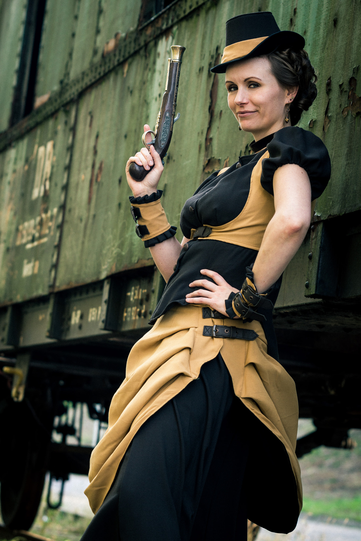 Sony SLT-A77 + 70-200mm F2.8 sample photo. Jessicat in steam punk outfit photography