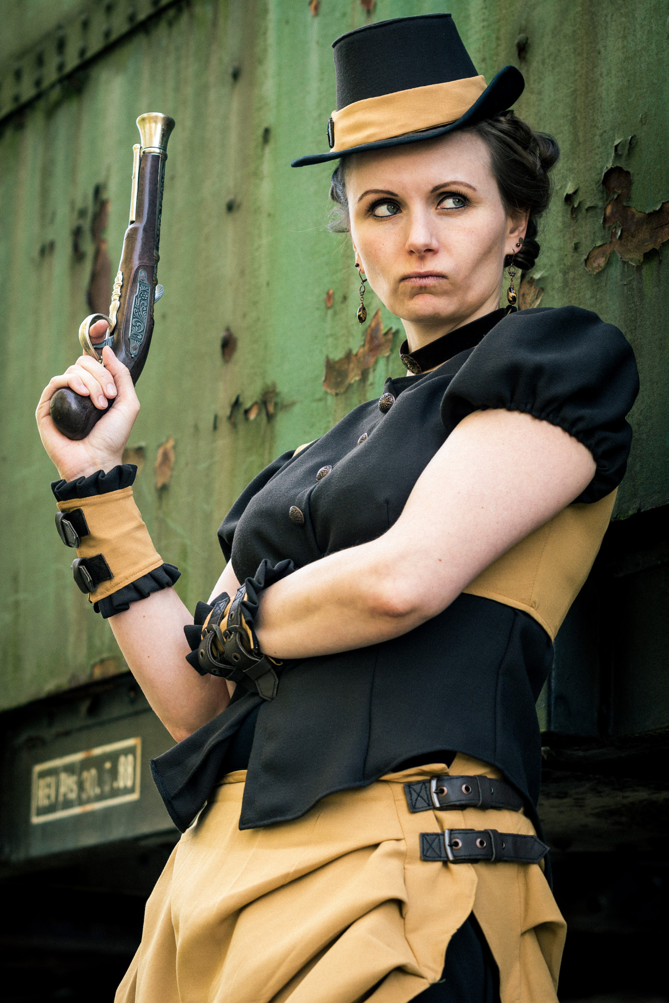 70-200mm F2.8 sample photo. Jessicat in steam punk outfit photography