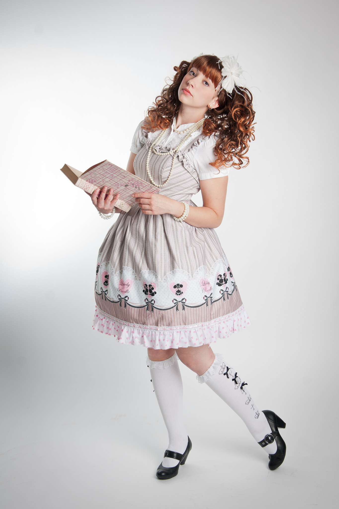 Sony Alpha DSLR-A700 + Sigma 28-70mm EX DG F2.8 sample photo. Hika in sweet lolita photography