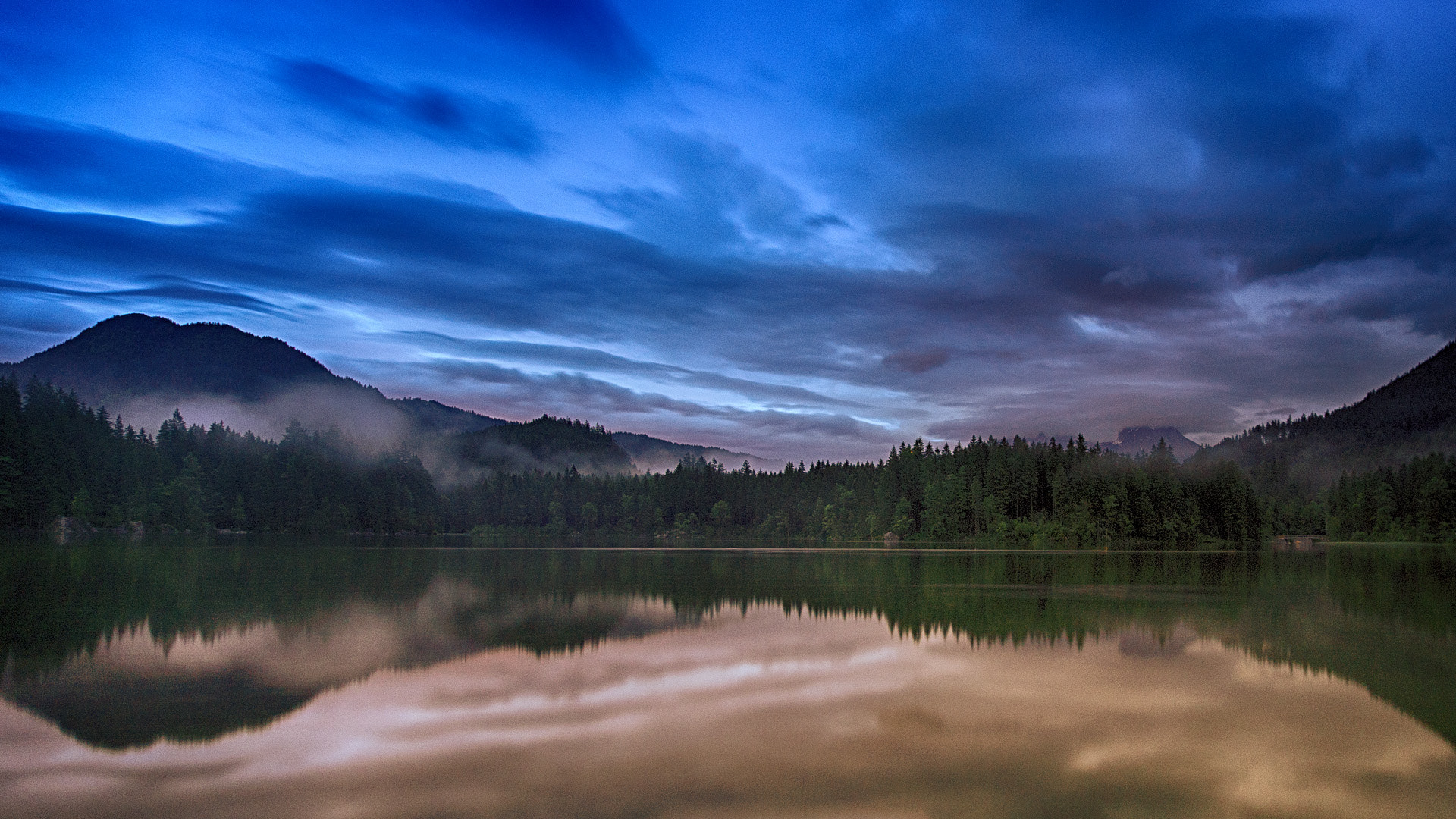 Tamron 18-270mm F3.5-6.3 Di II PZD sample photo. Calm lake photography