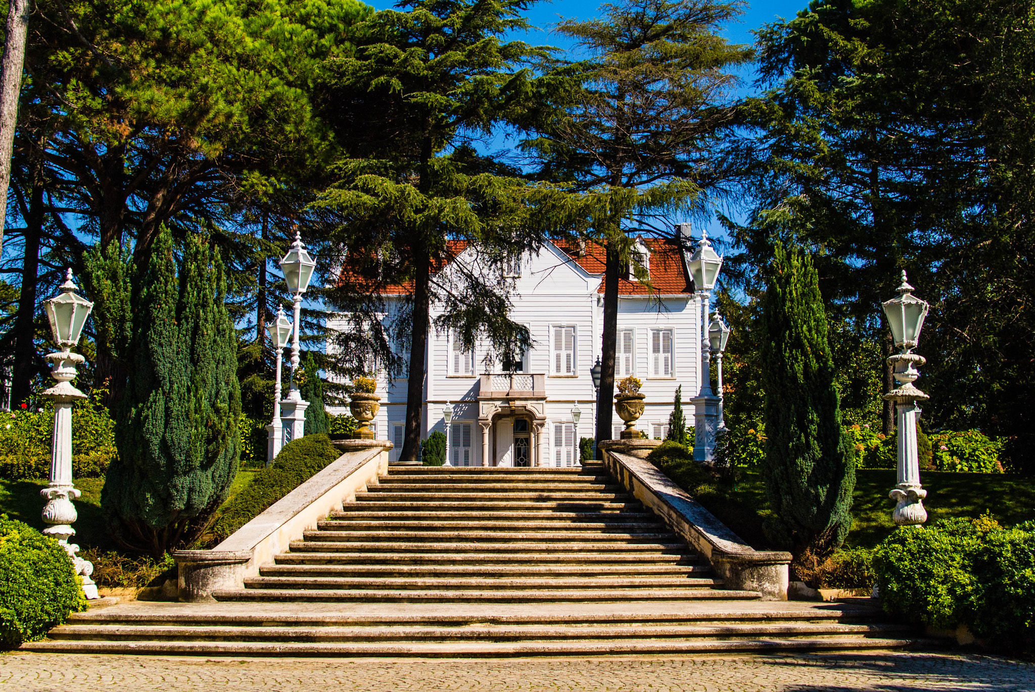 Nikon 1 V1 + Nikon 1 Nikkor 18.5mm F1.8 sample photo. Old ottoman mansion photography