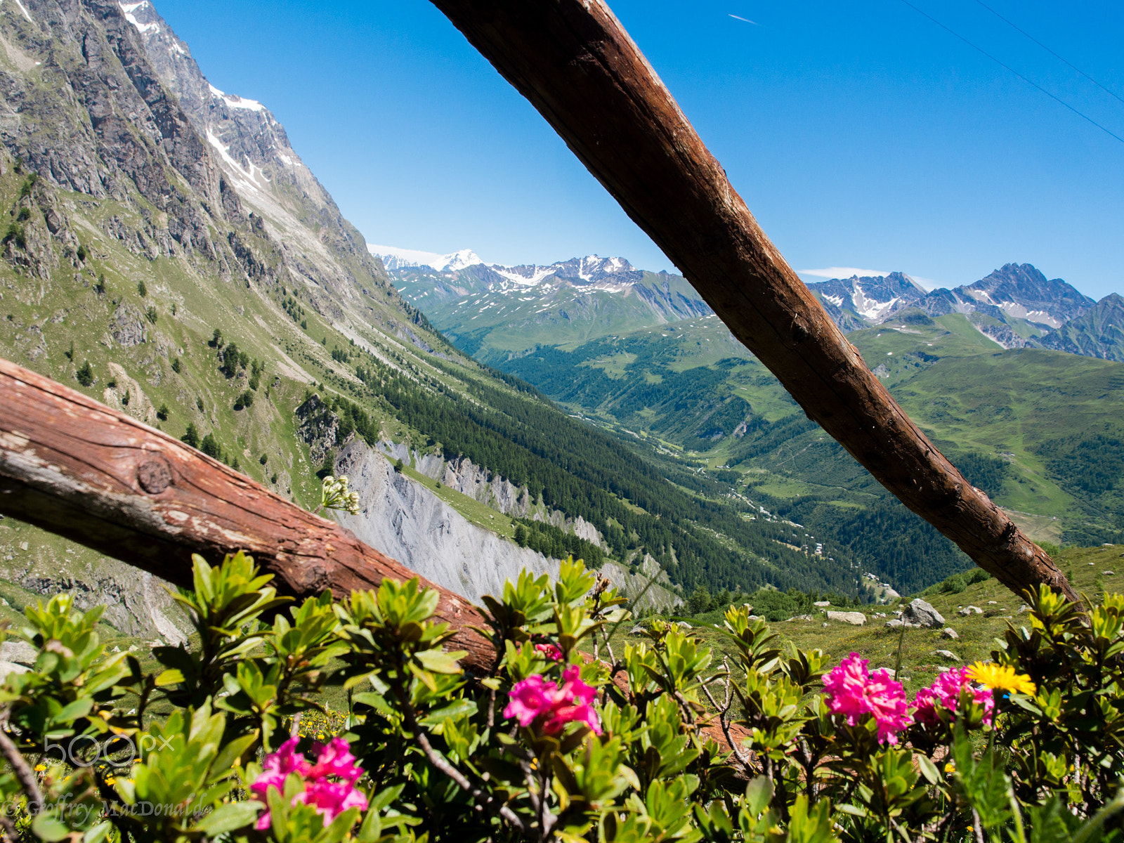 Panasonic Lumix DMC-GH3 sample photo. Aosta valley photography