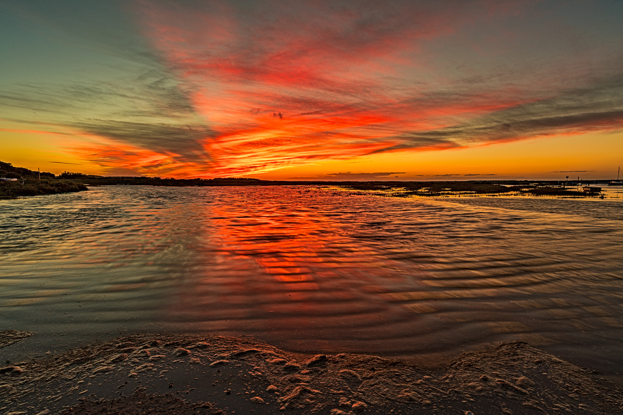 Canon EOS 5DS R sample photo. Red sky at high tide.... photography